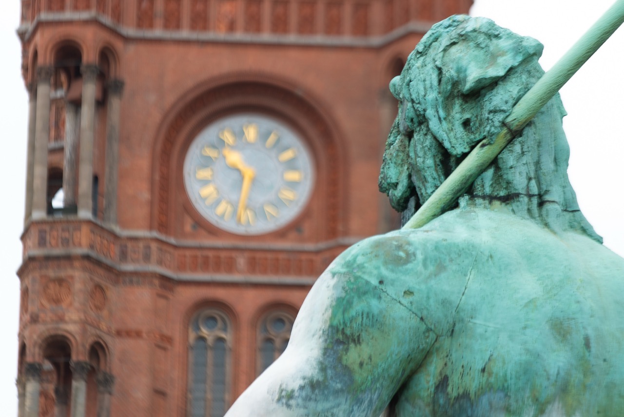 Berlin City Bike Tour with Beer Garden Stop gallery 3