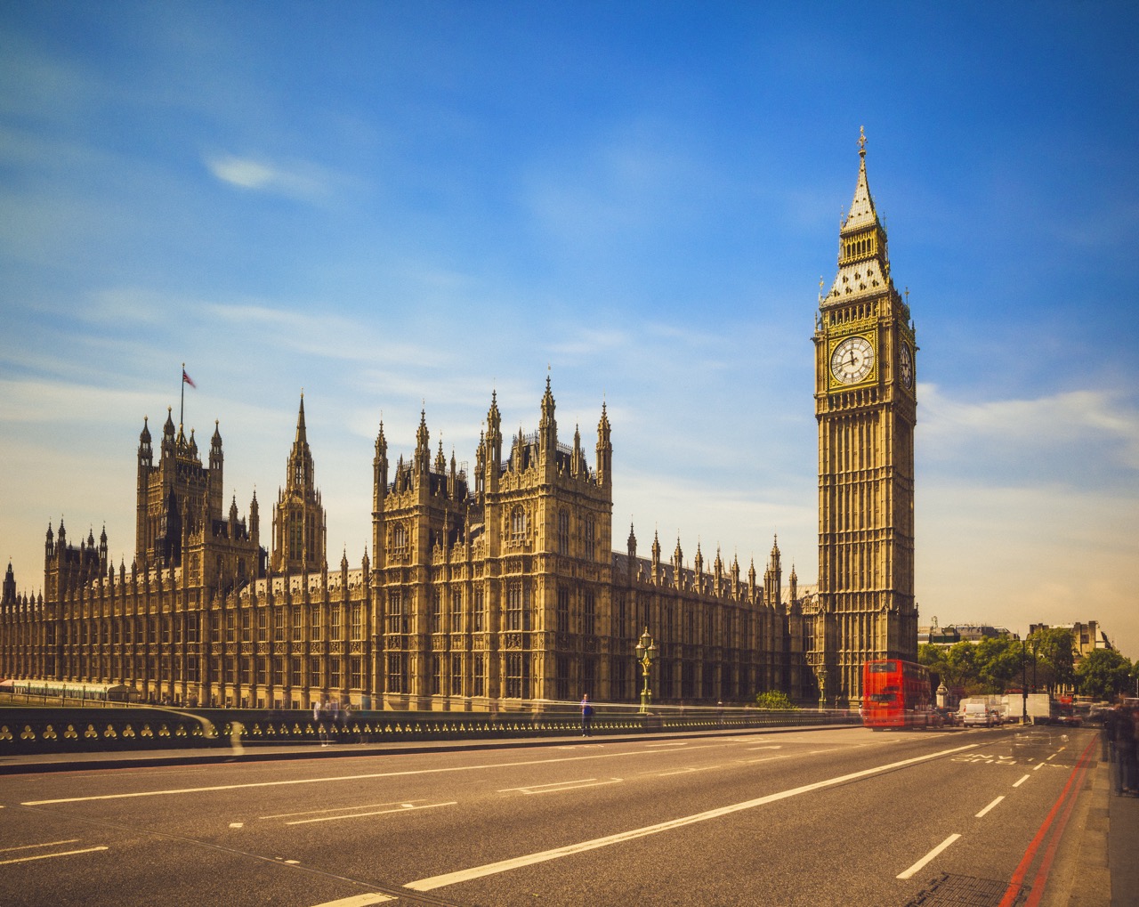 Best of London E-Bike Tour – Royal & Westminster Highlights gallery 4