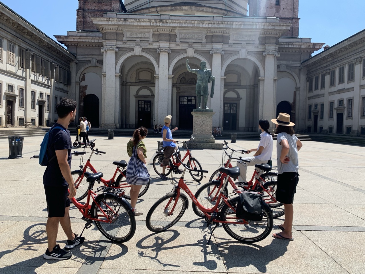 Best of Milan E-Bike Tour – City Highlights gallery 5