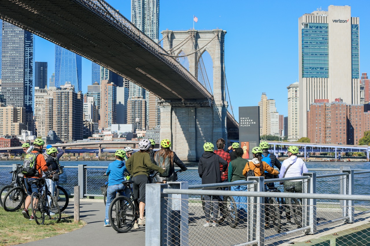 Highlights of the Brooklyn Bridge Guided Bike Tour gallery 8