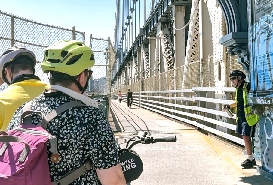 Highlights of the Brooklyn Bridge Guided Bike Tour gallery 3