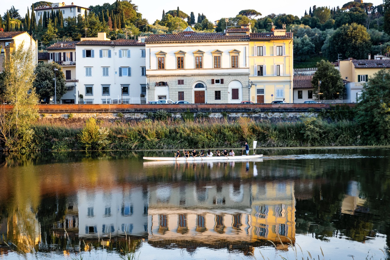 Florence at Night Bike Tour with Wine and Aperitivo gallery 10