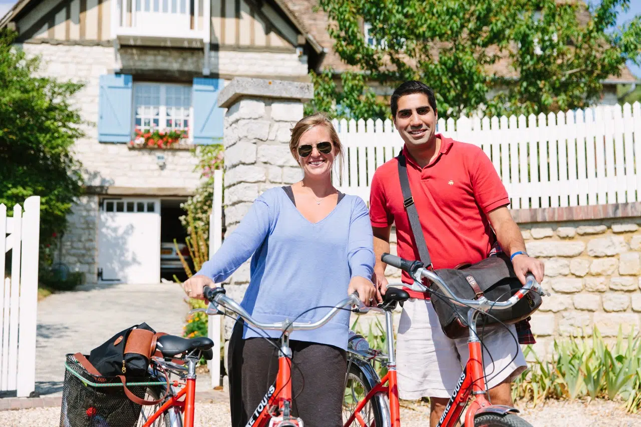 From Paris: Skip-the-Line Monet Gardens & Giverny Bike Tour with Market Picnic Stop, photo 2