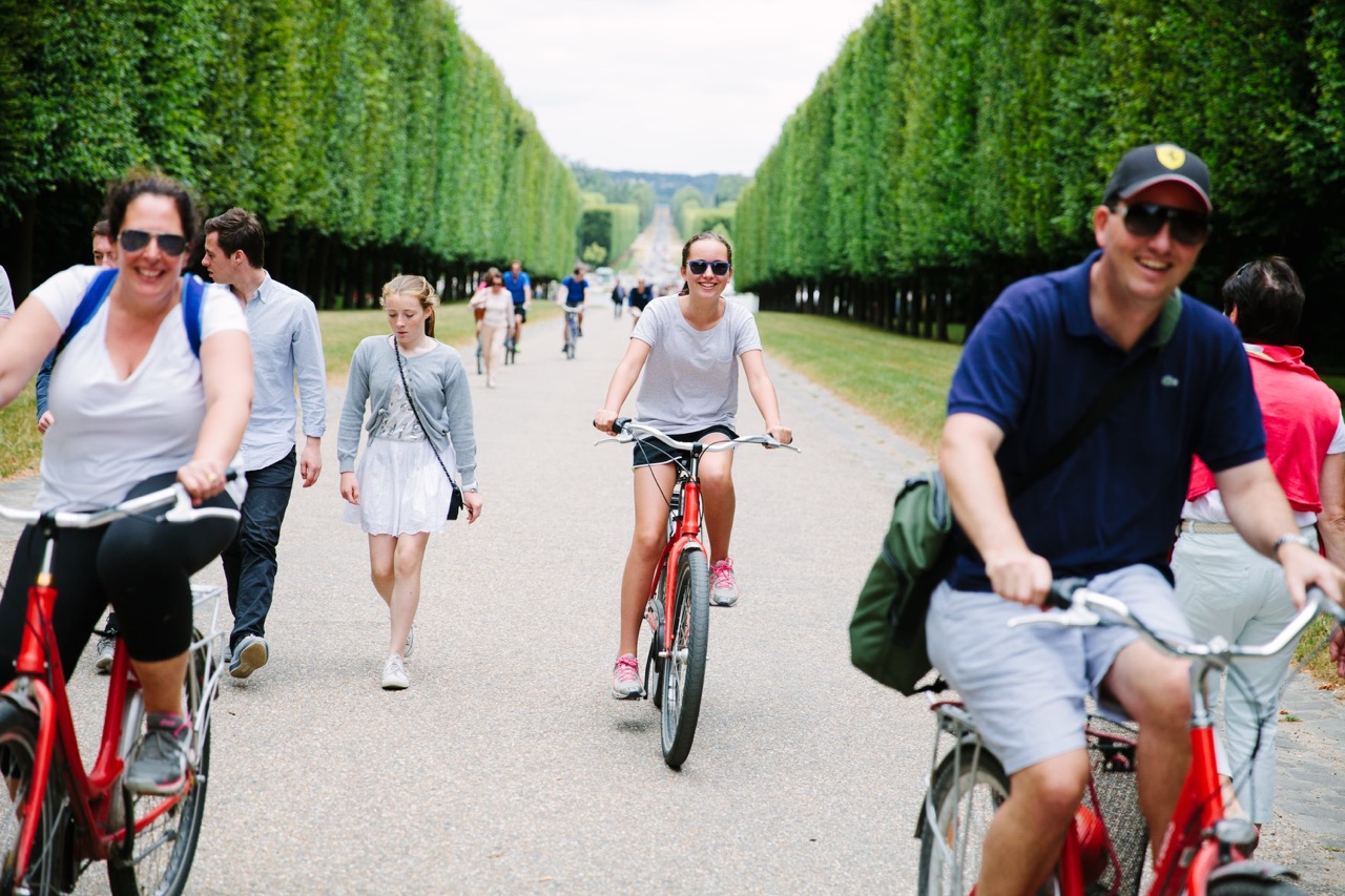 Highlights of Versailles Full-Day Bike Tour – Palace, Gardens & Picnic gallery 7