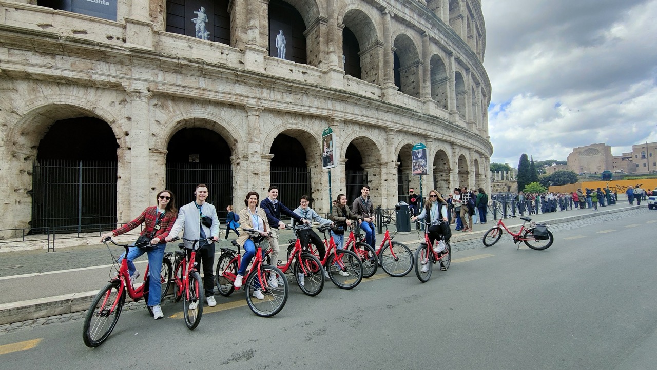 Highlights of Rome Bike Tour – Classic Sights by Bicycle gallery 7