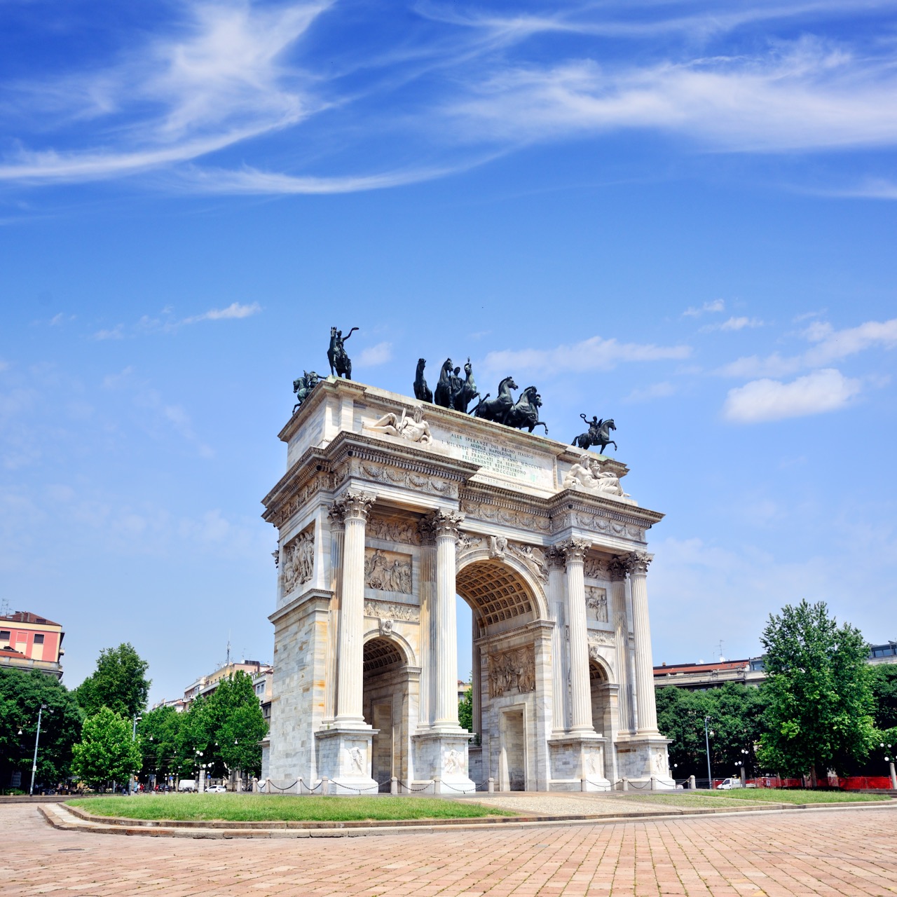 Milan E-Bike Rentals – Easy City Exploring gallery 3
