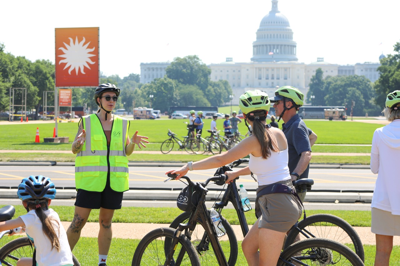 Monuments & Memorials Guided Bike Tour of Washington DC gallery 4