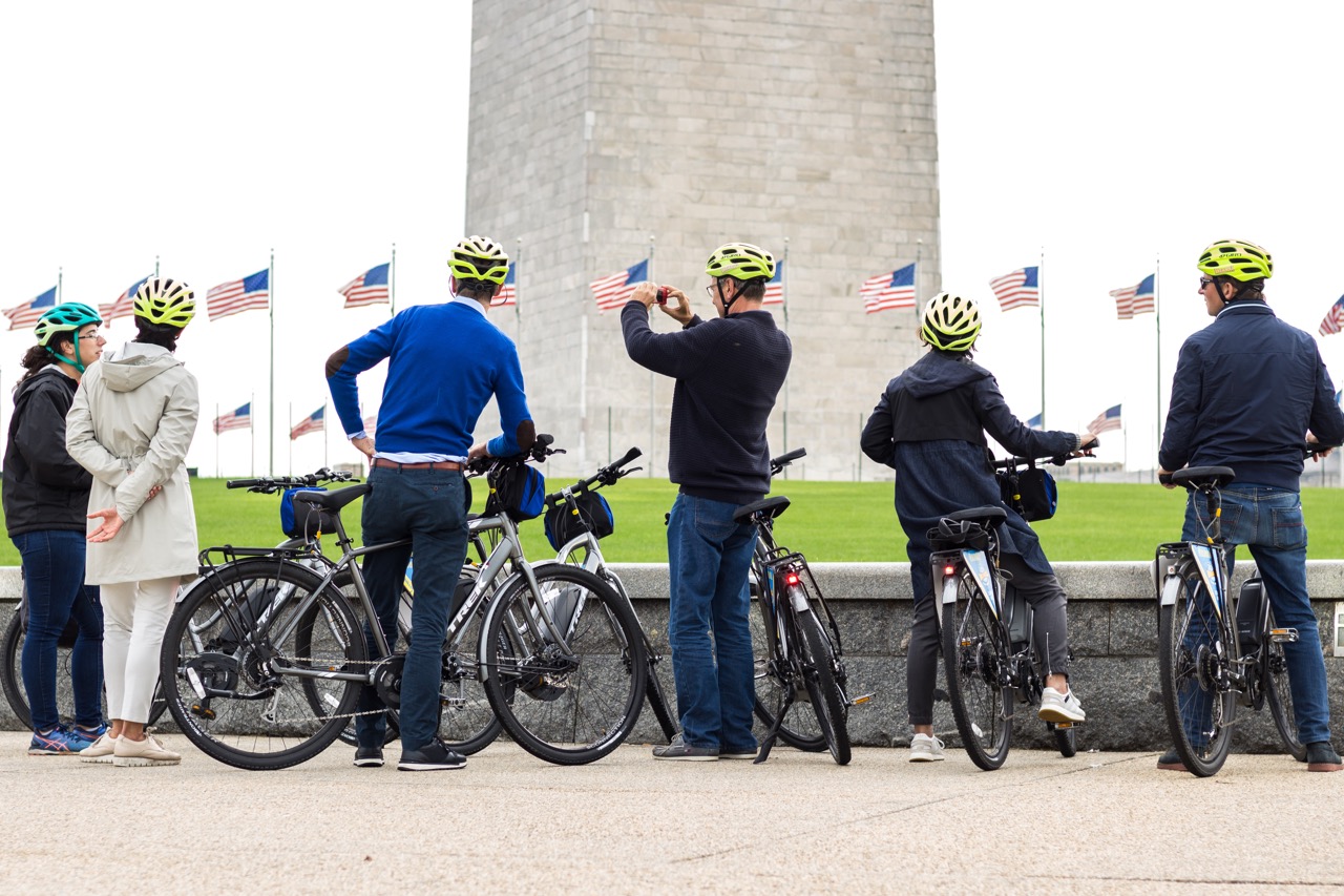 Monuments & Memorials Guided Bike Tour of Washington DC gallery 6