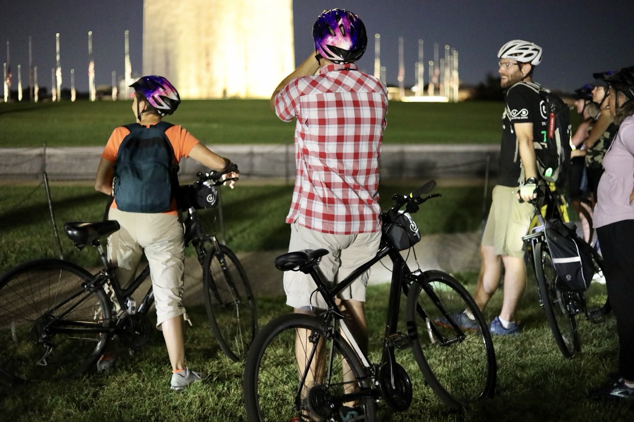 Monuments at Night Guided Bike Tour of Washington DC, photo 3