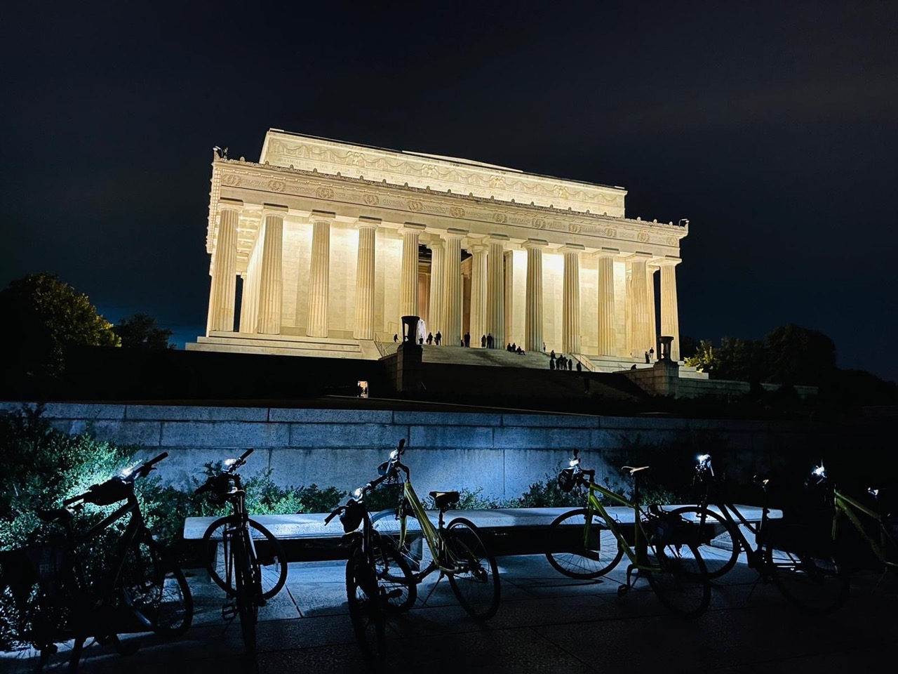 Monuments at Night Guided Bike Tour of Washington DC, photo 5
