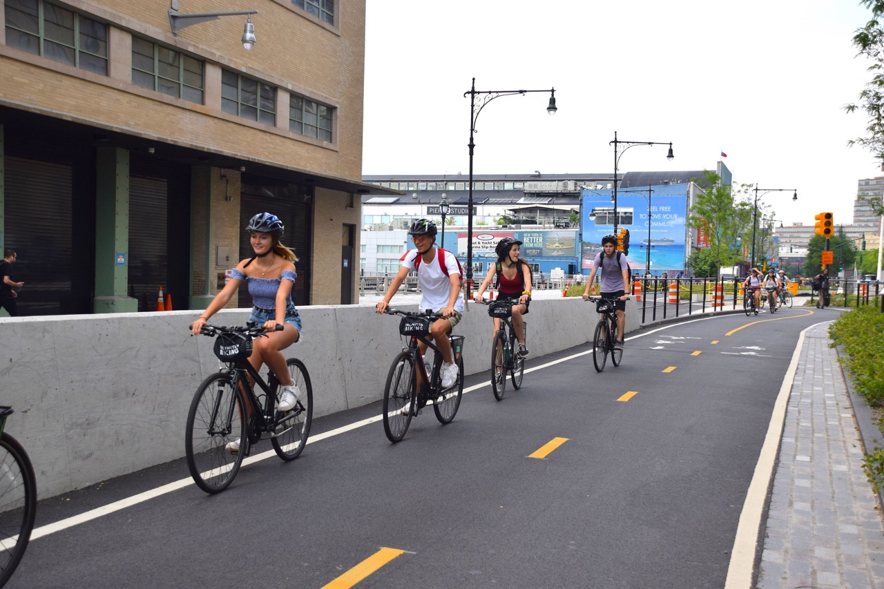 New York City Highlights Guided Bike Tour gallery 4
