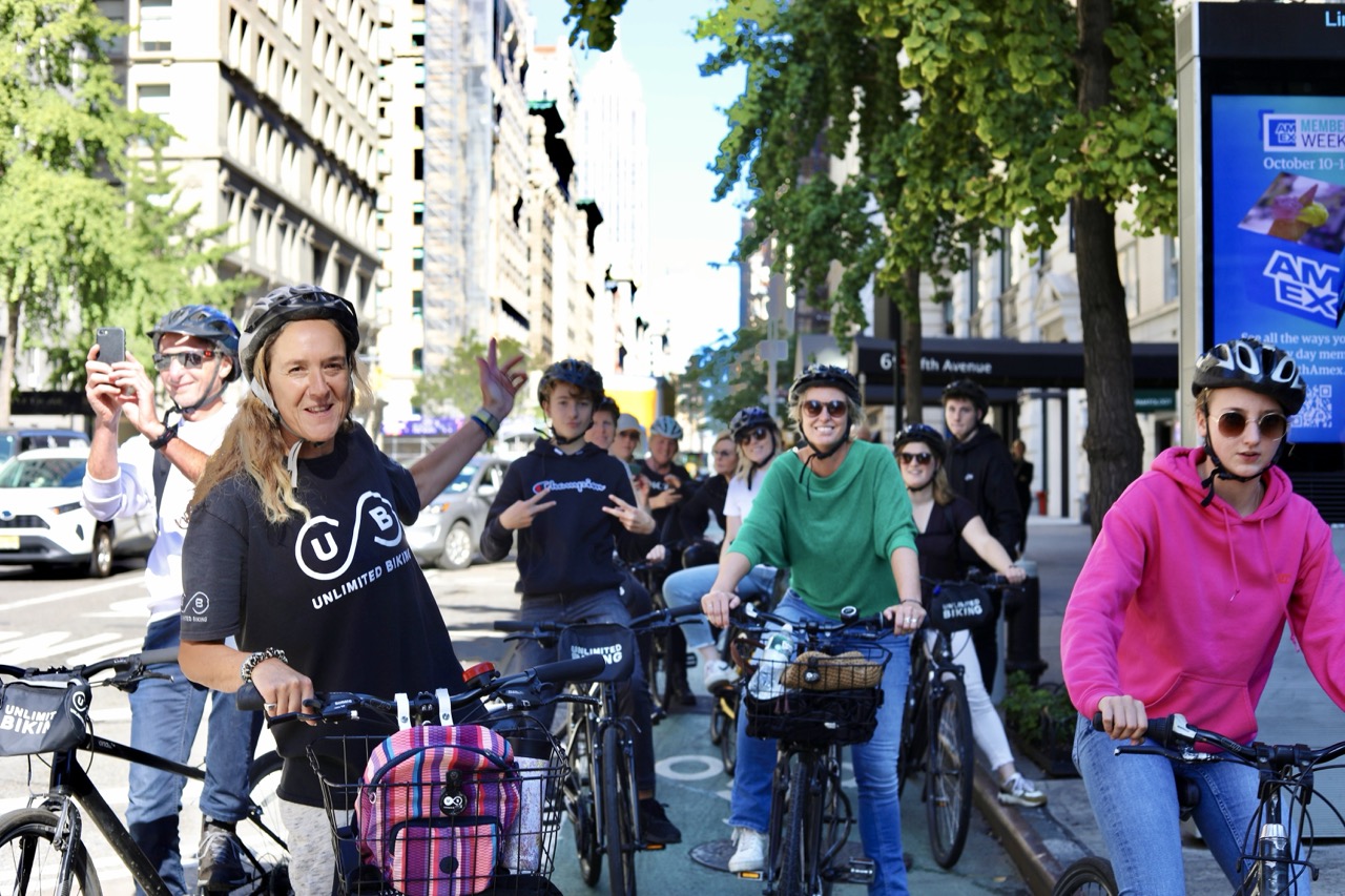 New York City Highlights Guided Bike Tour gallery 6