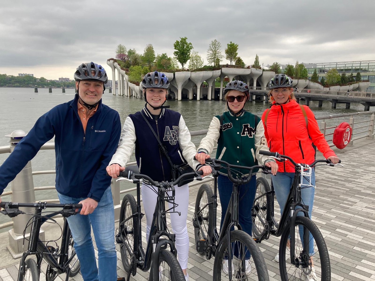 New York City Highlights Guided Bike Tour gallery 9