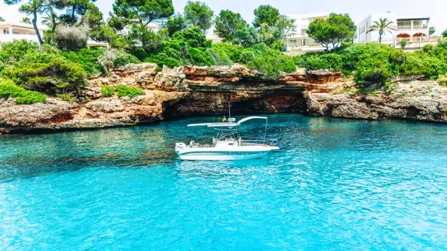 Private Boat Trip to Hidden Calas in Mallorca (With Skipper), listing photo
