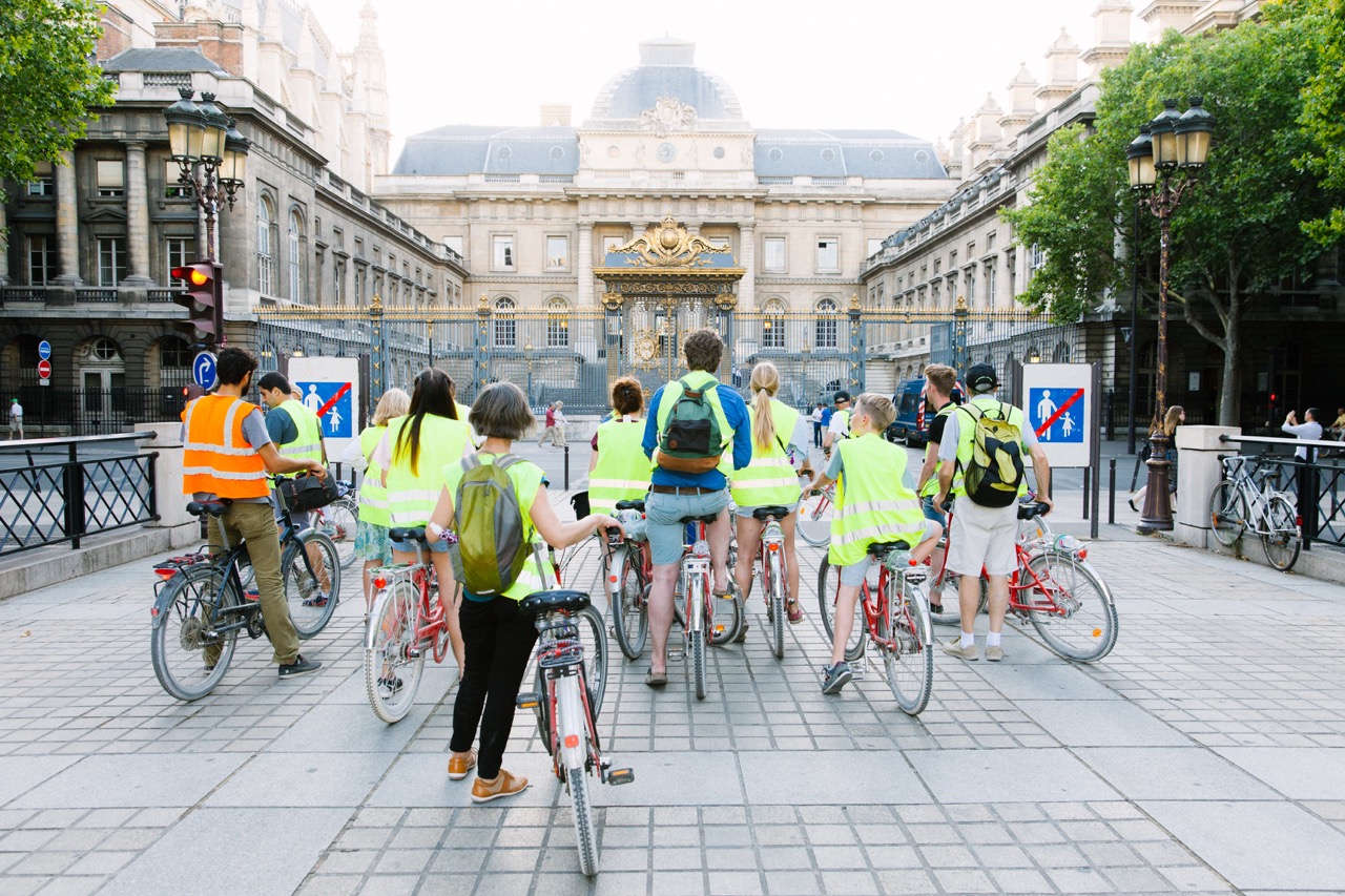 Paris Evening Snapshot Bike Tour gallery 6