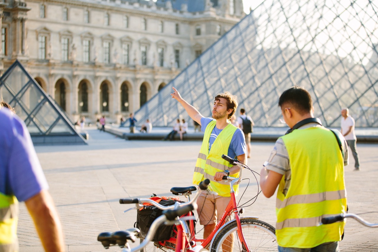 Paris Evening Snapshot Bike Tour gallery 5