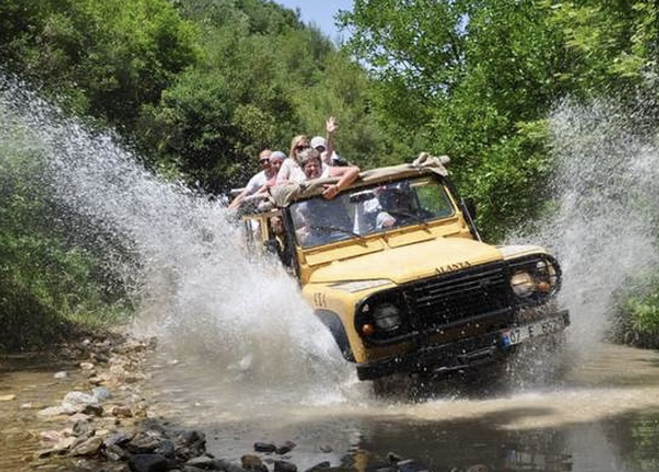 Alanya Jeep Safari Through the Taurus Mountains with Dimçay River Lunch gallery 4