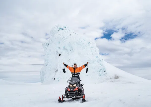 Exclusive Highland Snowmobiling on Eyjafjallajökull – Extended Glacier Ride gallery 7