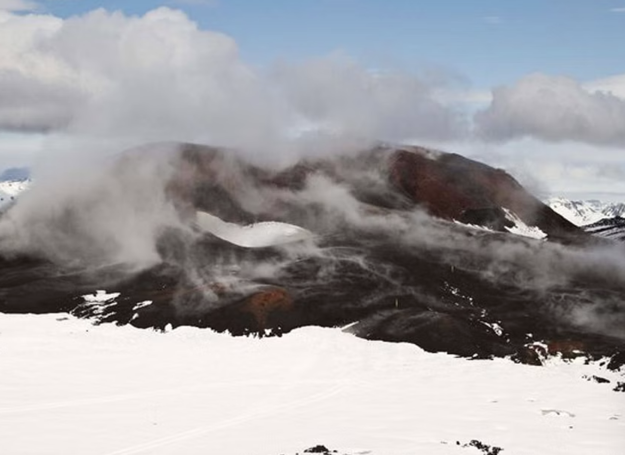 Highland Snowmobiling Experience – Extended Off-Piste Ride gallery 9