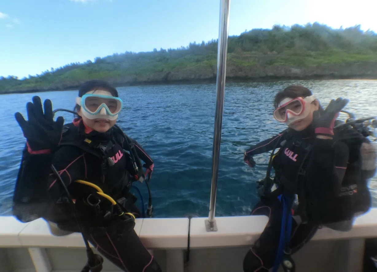 Okinawa Discover Scuba Diving – Private Beginner Dive at Minna, Sesoko or Motobu gallery 5