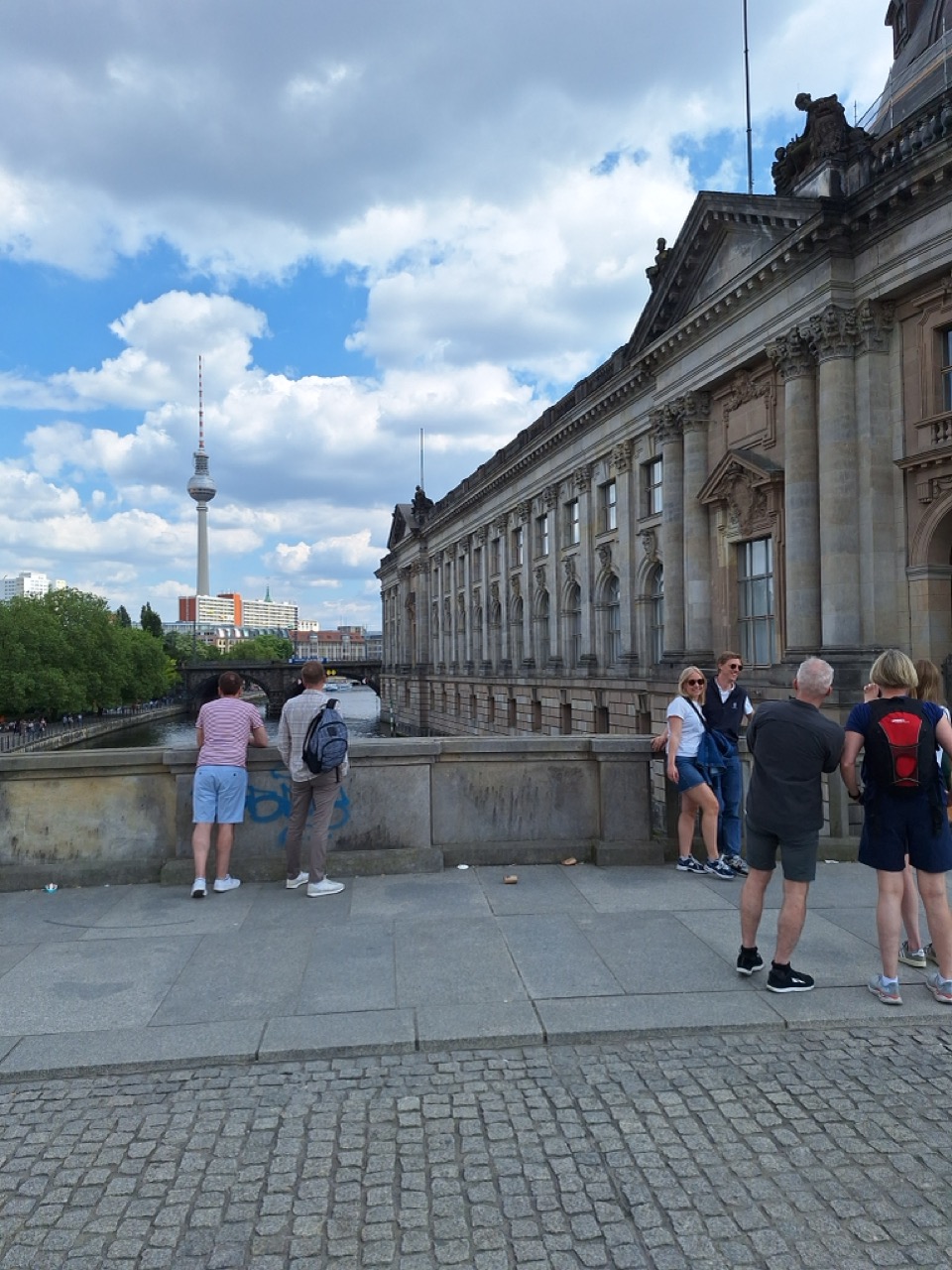 Secrets of Berlin Bike Tour – Street Art and Hidden Neighbourhoods gallery 7