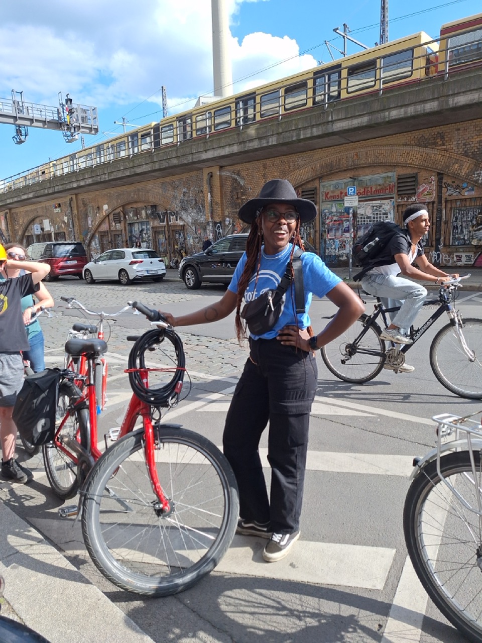 Secrets of Berlin Bike Tour – Street Art and Hidden Neighbourhoods gallery 9