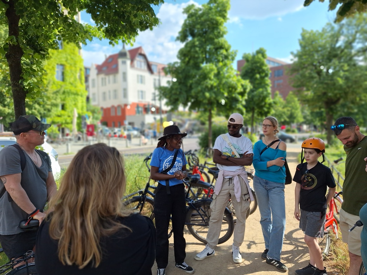 Secrets of Berlin Bike Tour – Street Art and Hidden Neighbourhoods gallery 5