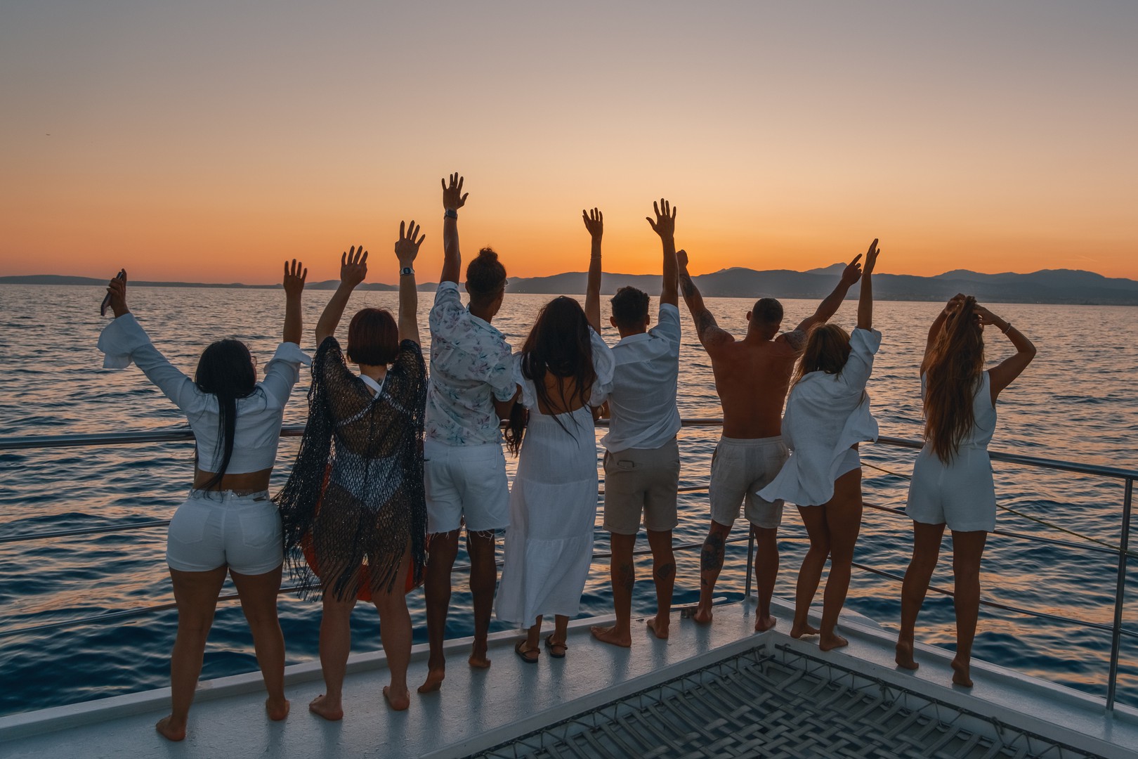 Sunset Catamaran Cruise in the Bay of Palma with BBQ, photo 4
