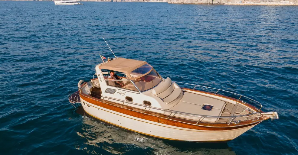 Apreamare 38 Private Boat Tour from Amalfi gallery 5