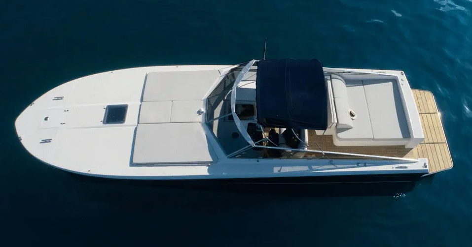 Itama 38 Private Boat Trip from Capri gallery 3