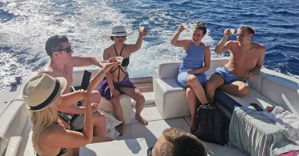 Shared Capri Boat Tour from Sorrento with Limoncello, photo 4