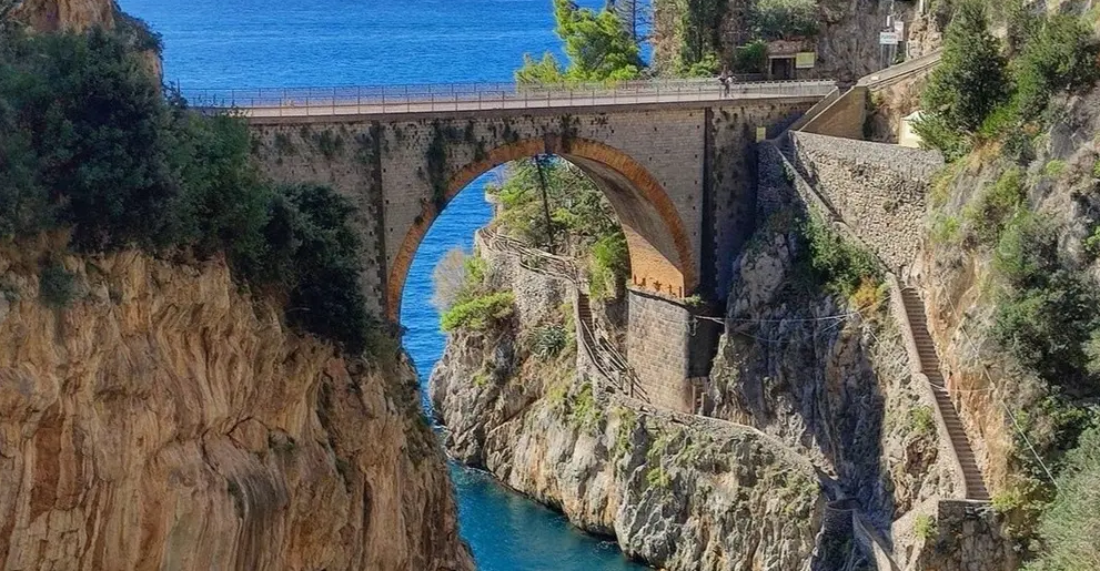 Sorrento and Amalfi Coast Group Boat Tour, photo 3