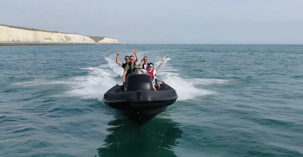 Private Powerboat Charter from Brighton Marina gallery 5