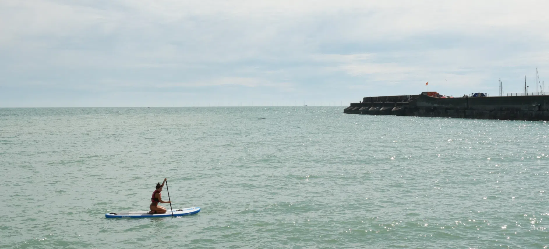 Stand Up Paddleboarding Experience in Brighton gallery 4