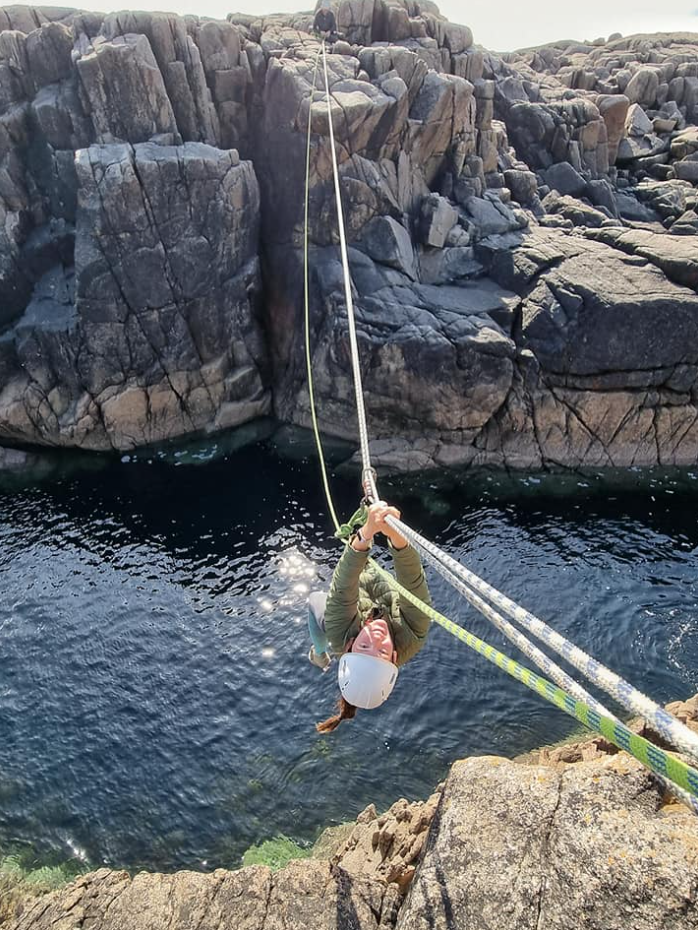 Tyrolean Traverse in County Donegal, photo 2