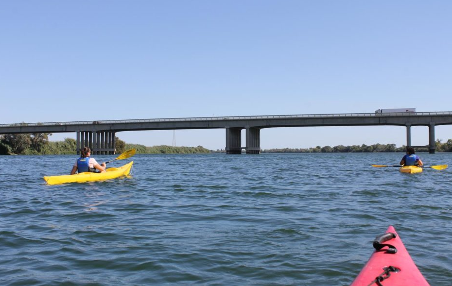 Guided Kayaking in Stages on the Ebro River Spain, photo 4