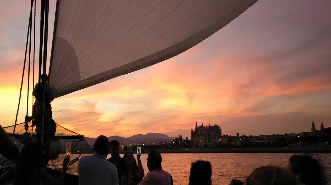 Sunset Sailing Tour in Palma, Mallorca gallery 3