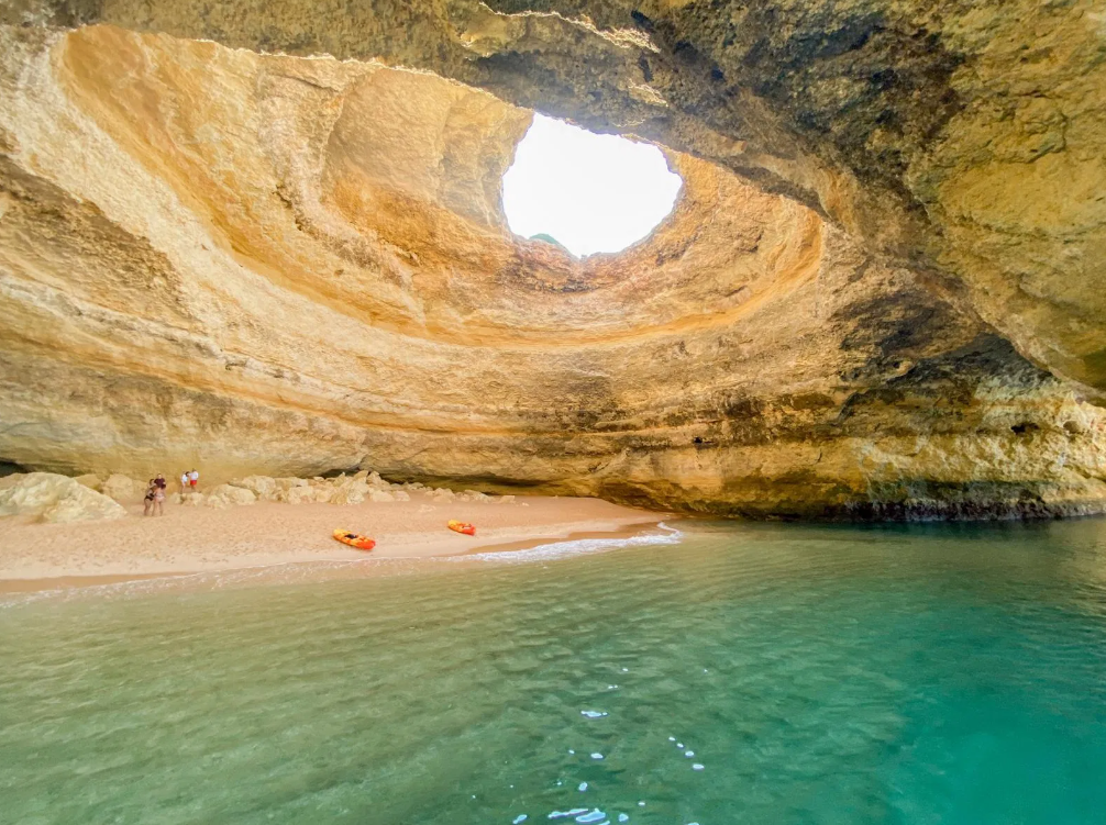 Private Boat Tour from Portimão – Half Day, Full Day and Sunset - Jeanneau DB43 gallery 3