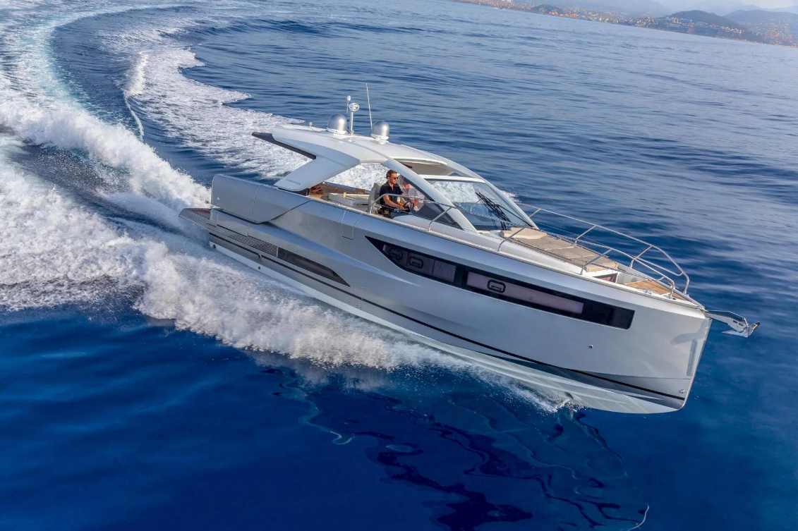 Private Boat Tour from Portimão – Half Day, Full Day and Sunset - Jeanneau DB43 gallery 5