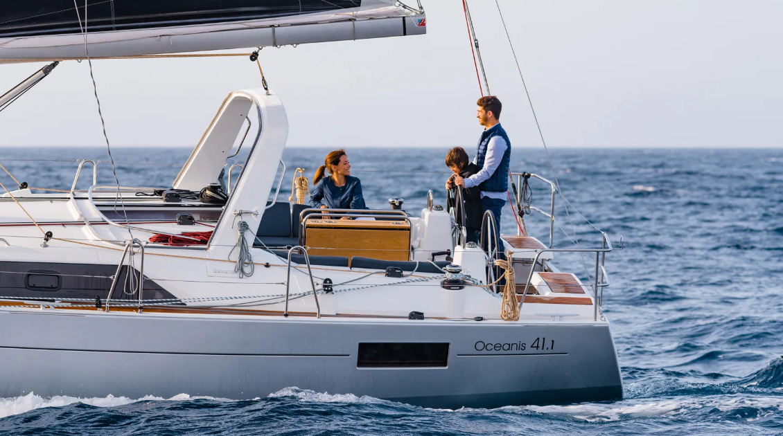 Oceanis 41.1 Private Sailing Boat Tour from Portimão – Half Day, Full Day and Sunset, photo 4