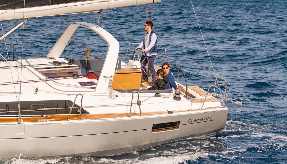 Oceanis 41.1 Private Sailing Boat Tour from Portimão – Half Day, Full Day and Sunset gallery 10