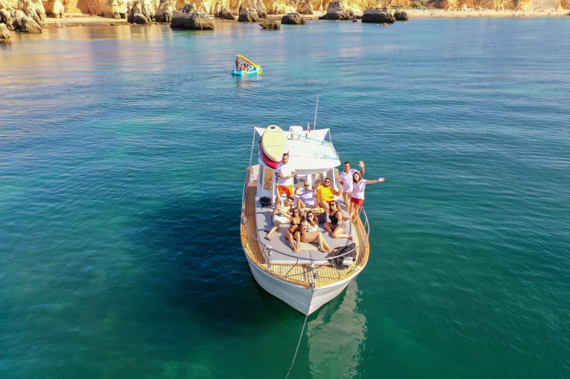 BE HAPPY Private Boat Tour – Full Day, Half Day and Sunset, photo 2