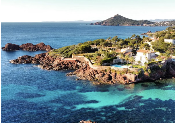 Morning Jet Ski Tour to the Esterel Cliffs with Beach Breakfast gallery 3