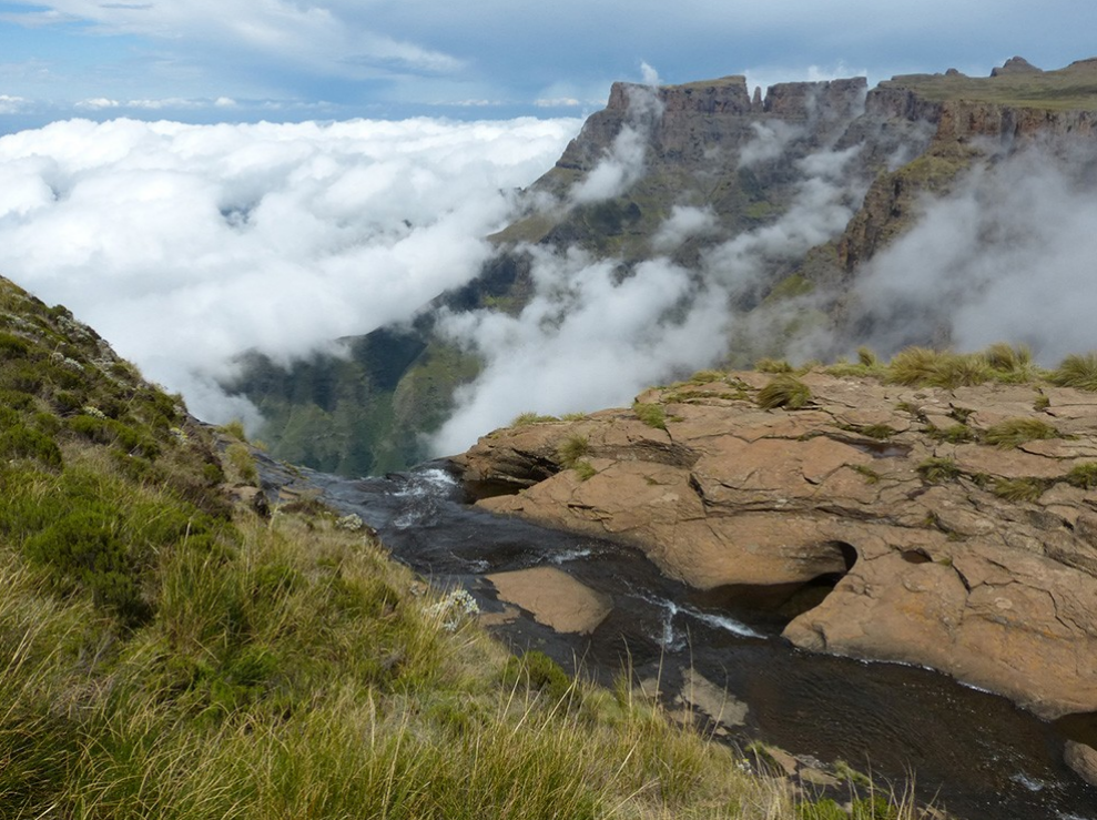 Drakensberg Amphitheatre Slackpacking – Tugela Falls Summit Trail gallery 3