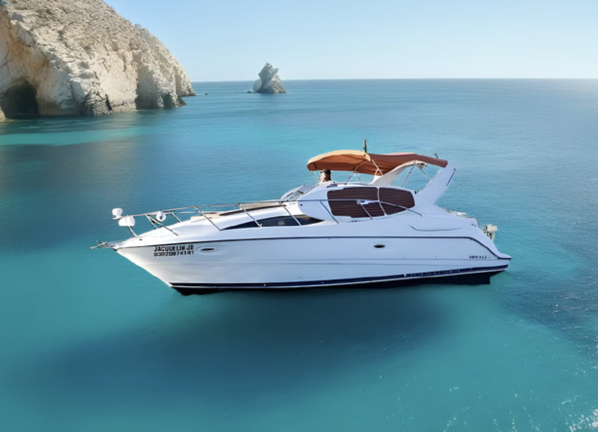 Cabo Private 32ft Yacht Cruise to El Arco with Snorkelling (Up to 8 Guests) gallery 5