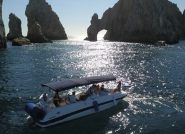 Cabo 45-Minute Private Yacht Tour to The Arch & Sea Lion Colony (Up to 10 Guests) gallery 2