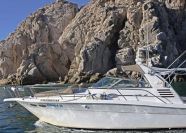 Cabo 36ft Private Yacht Charter to El Arco with Snorkelling (Up to 10 Guests), photo 5