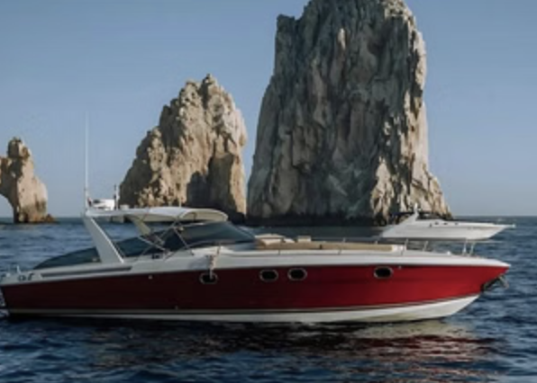 Cabo 45ft Private Luxury Yacht to El Arco with Snorkelling (Up to 8 Guests) gallery 3