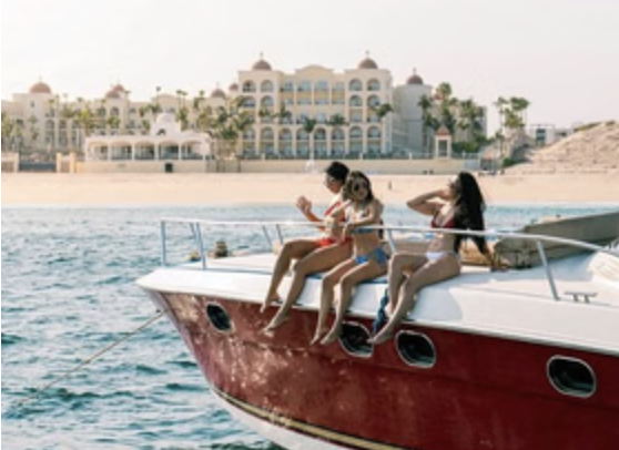 Cabo 45ft Private Luxury Yacht to El Arco with Snorkelling (Up to 8 Guests) gallery 2