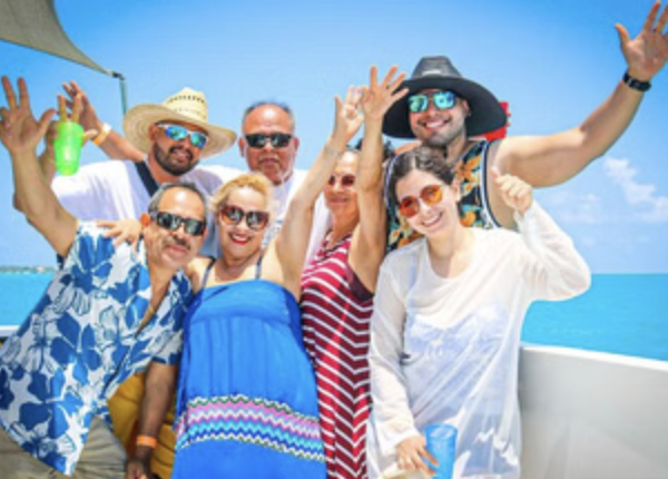 Cancún Private Catamaran to Isla Mujeres with Buffet, Open Bar & Snorkelling, photo 5